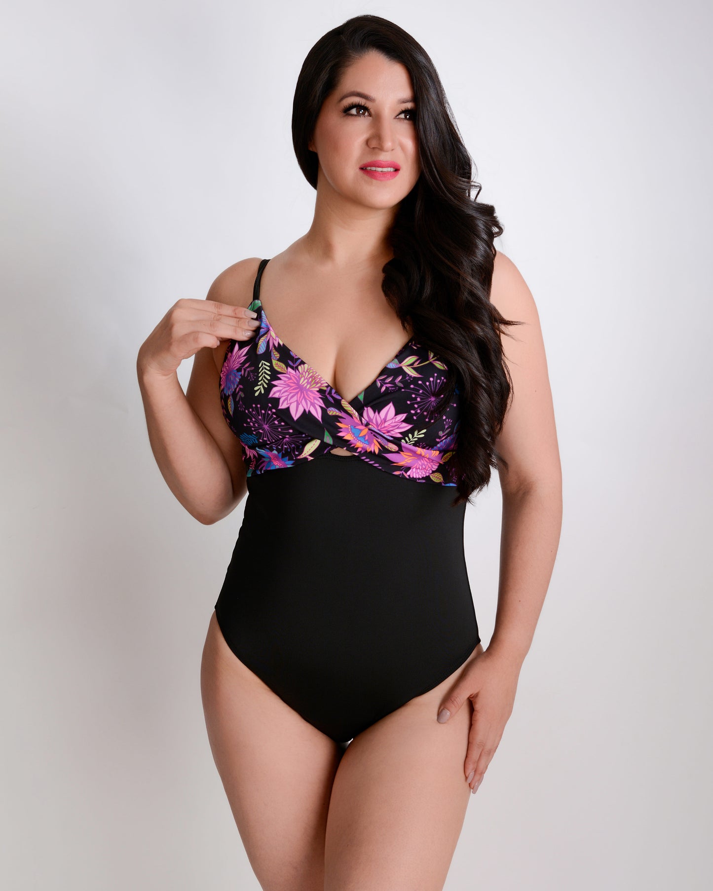 Flor de Medianoche | Traje de baño entero con control de abdomen