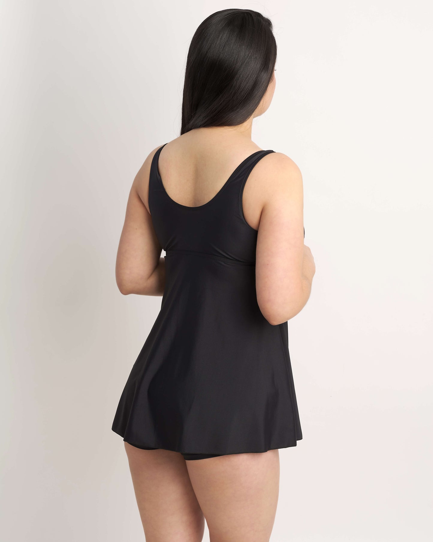 BK-6 - Tankini Color Negro Blusa Con Short